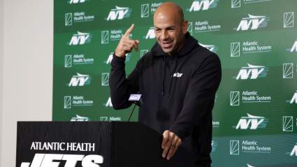 Jets Part Ways With 240-Pound QB After OTA Practice