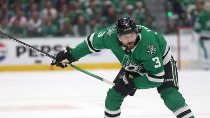 Stars’ Chris Tanev in Walking Boot: ‘Fingers Crossed’