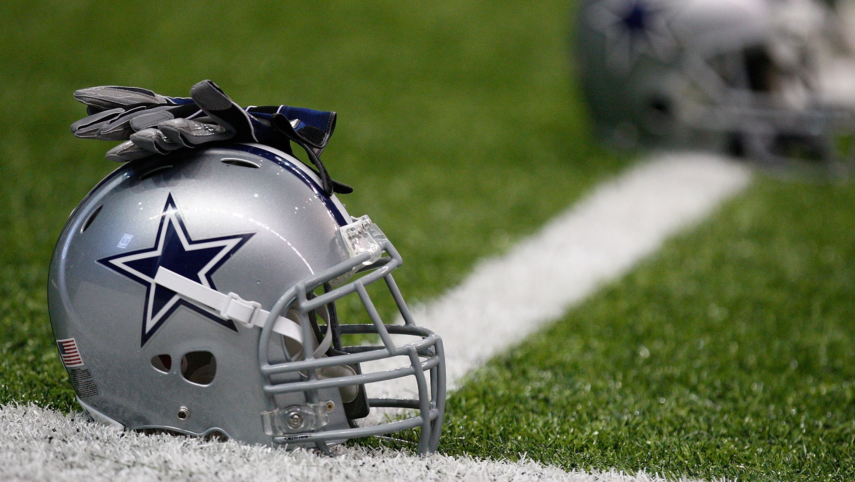 Cowboys Exec Sounds off on Controversial NFL Draft Decision