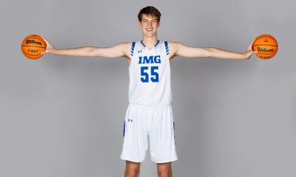 Florida Lands 7-foot-9 Canadian, Set to Become Tallest Player in NCAA History
