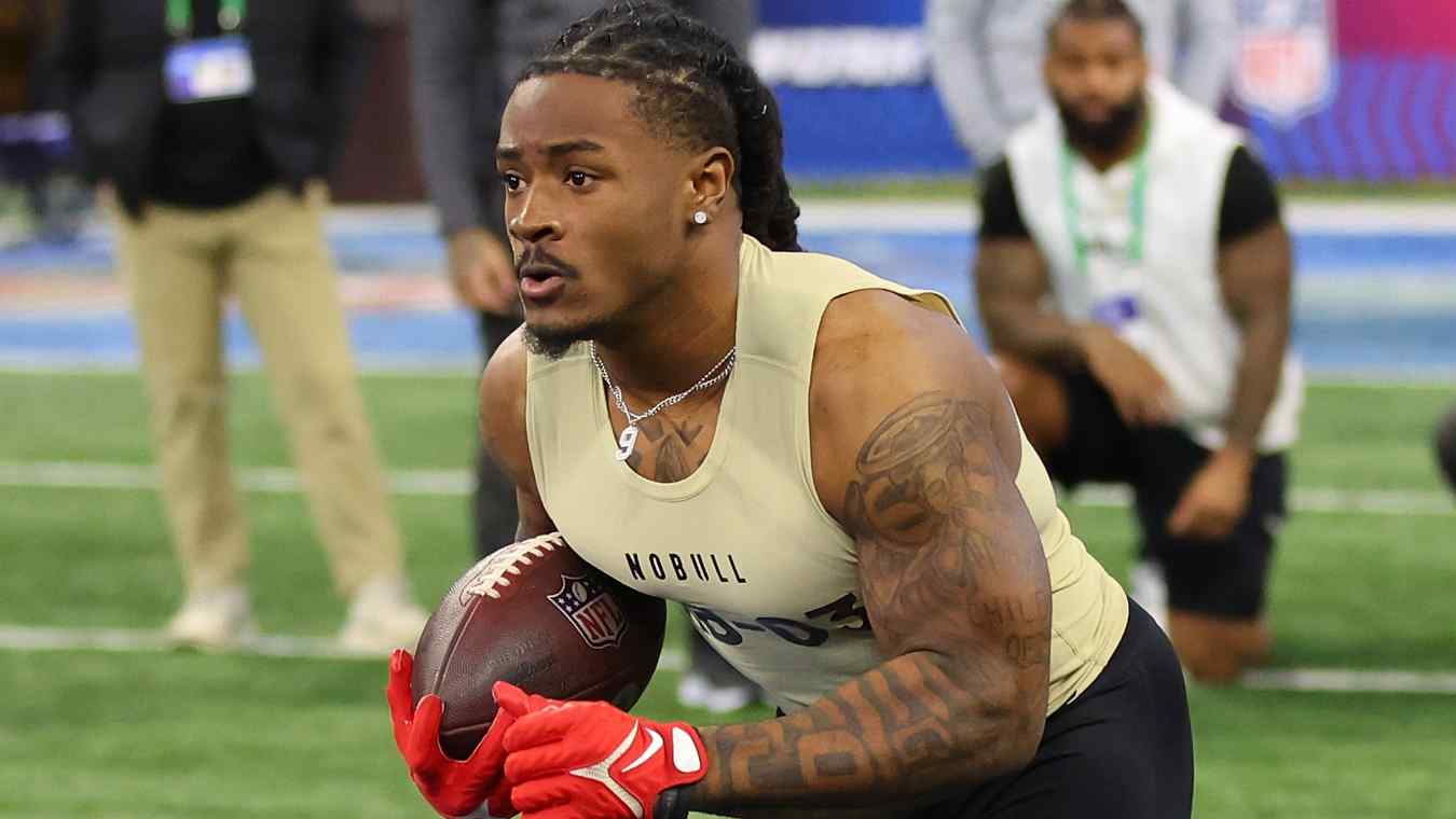 Emani Rudder Chiefs Rookie Called 'Most Interesting' RB to Watch in Camp