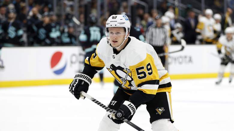 Jake Guentzel could be a New York Rangers target