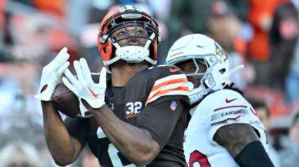 Eagles Pro Bowler Calls Out Browns for Amari Cooper Situation