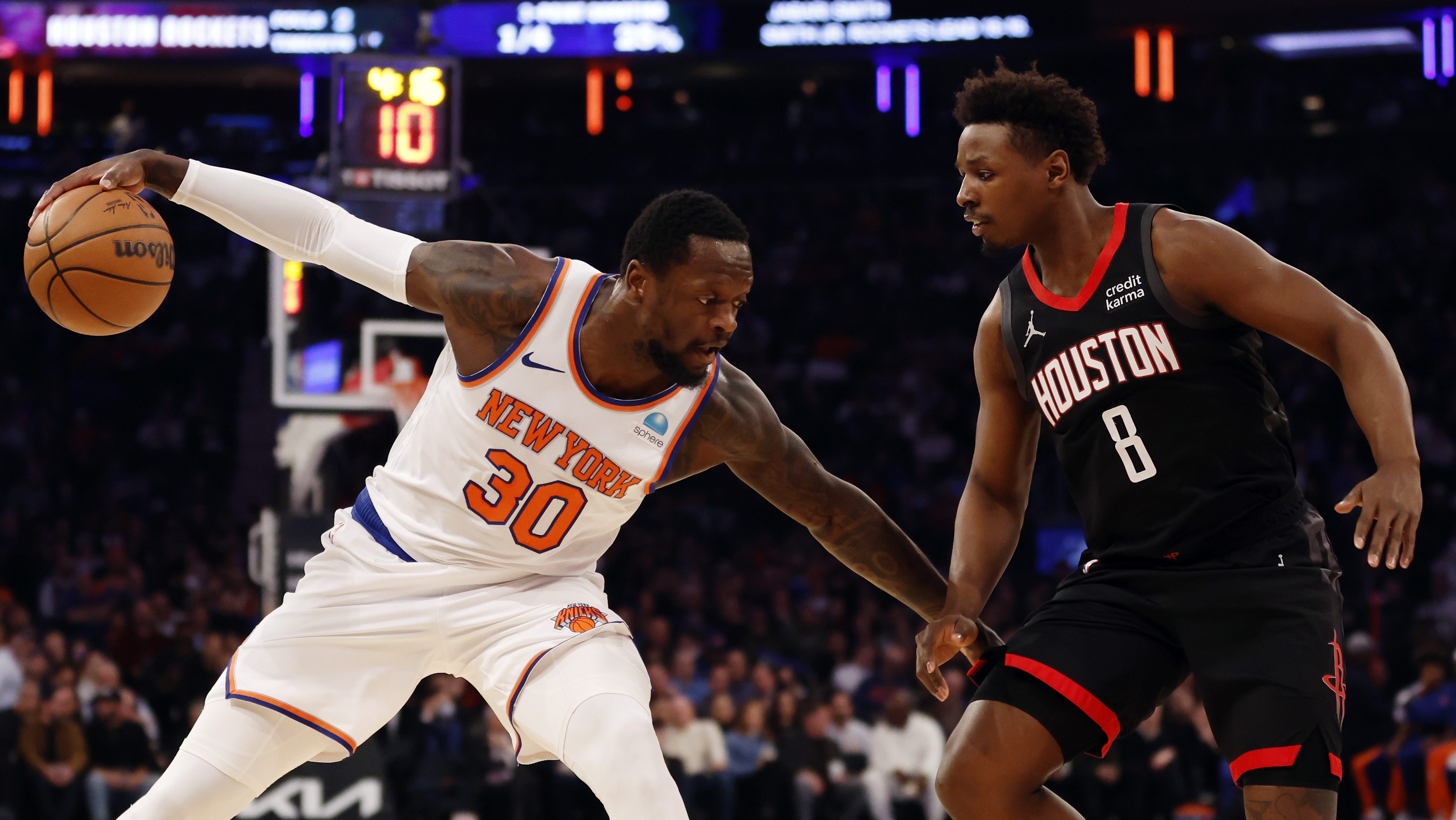 Knicks Pitch Would Move Julius Randle & More For Jimmy Butler