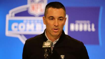Proposed Trade Has Raiders Deal Star Player to Rams for 1st-Round Pick