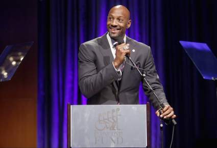 Alonzo Mourning Beats Prostate Cancer, Encourages Men to Get Checked