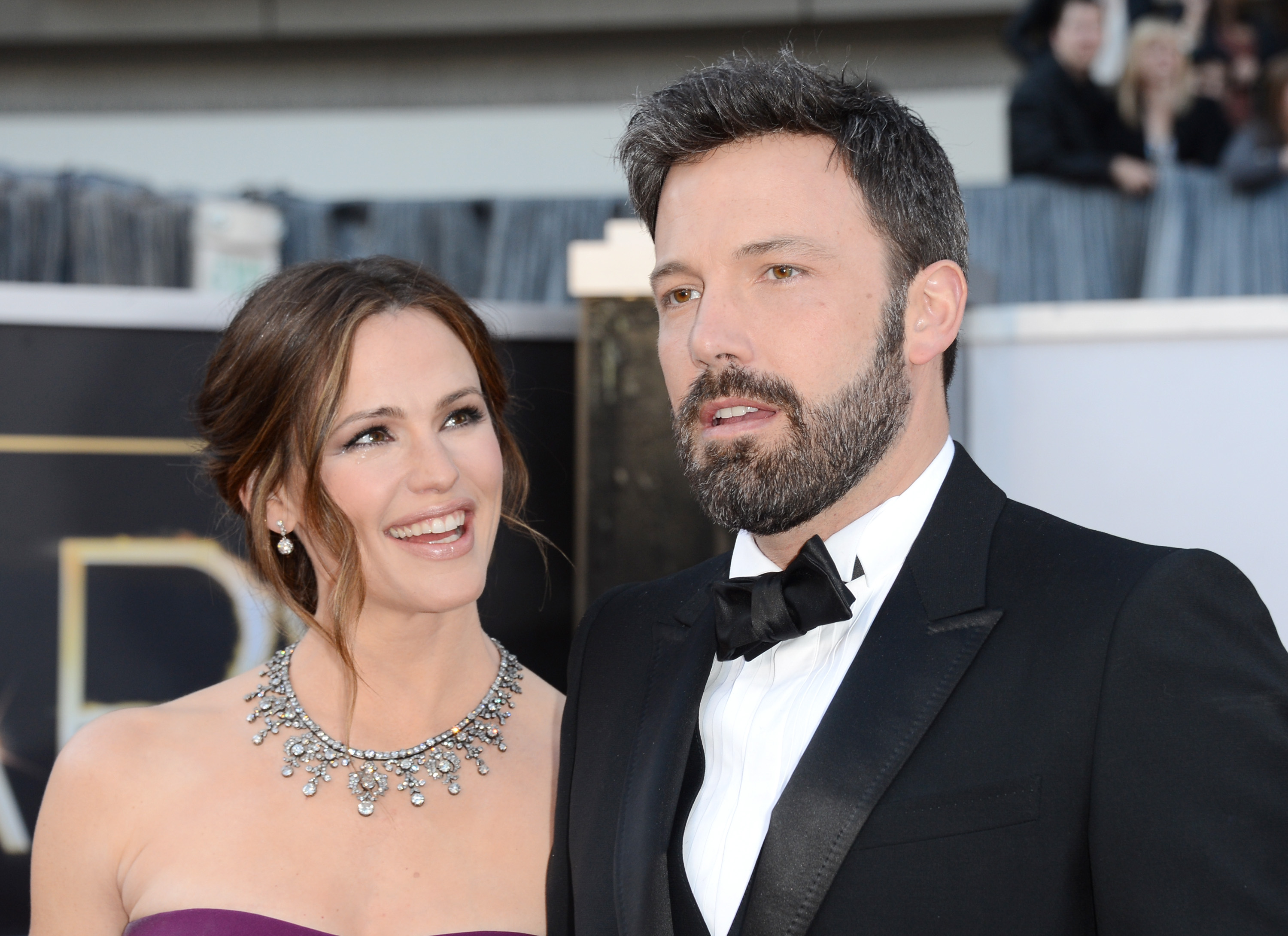 Jennifer Garner's Friends Think She Needs Boundaries Report