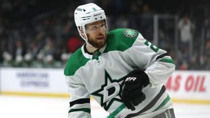 Leafs Medical Staff Approved Signing of Player With ‘Degenerative Knee’ Issues