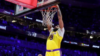 All-Rookie Center Named Lakers Trade Target to Backup Anthony Davis