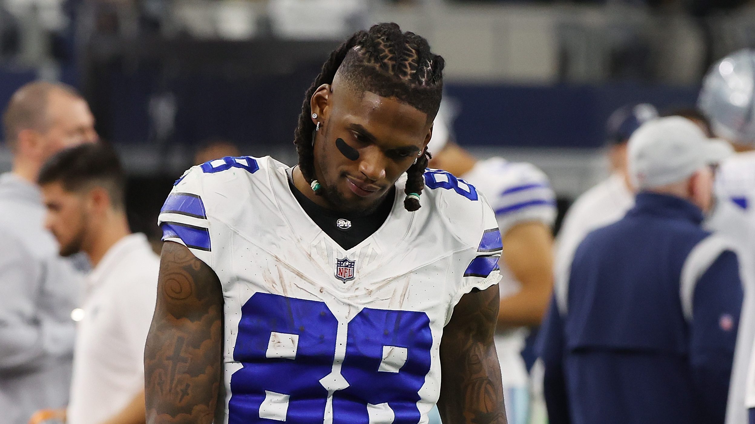 Cowboys Star CeeDee Lamb Sends Message Amid Holdout