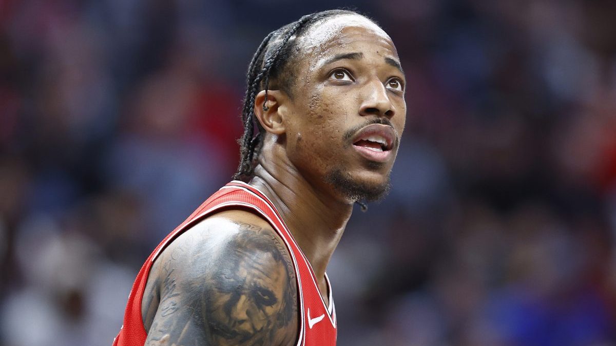 Insider Reveals Holdup in Bulls' Potential DeMar DeRozan Trade