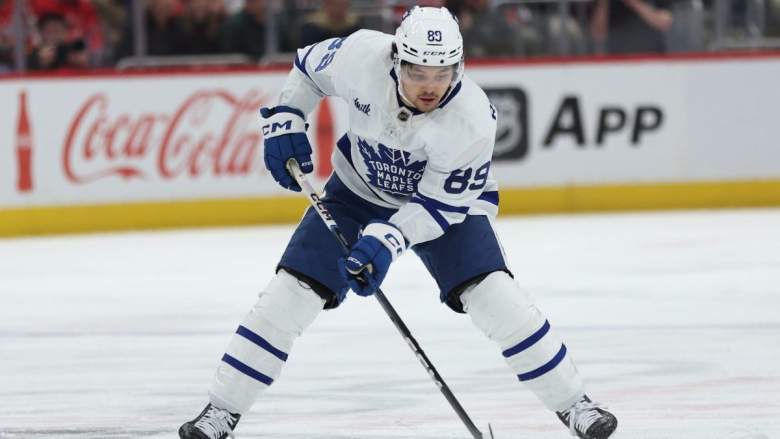 Golden Knights Linked To Trading For Disgruntled Maple Leafs Forward -  Heavy.com