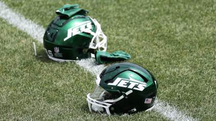 Former Jets Employee Sues Team Over Throwback Logo