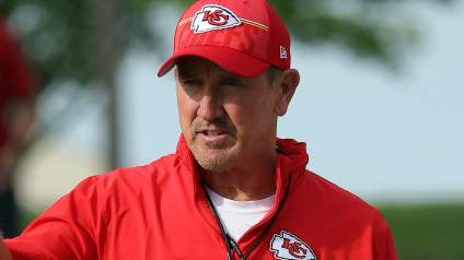 Chiefs DC Steve Spagnuolo Challenges Position Group to ‘Step Up’