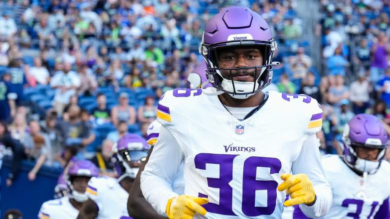 Vikings' Fan Favorite CB Facing Season-Ending Injury: Report