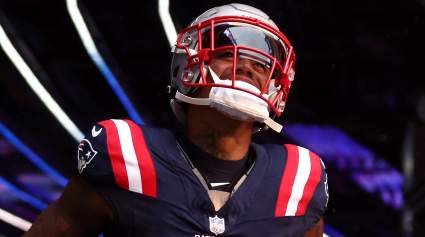 Patriots’ Jerod Mayo Had ‘Transparent’ Talk With Top WR Amid Trade Buzz