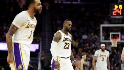 Lakers Urged to Make Lineup Change Involving Star
