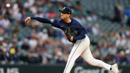 Astros Sign Veteran Pitcher to Add Depth Heading Into September