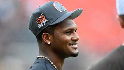 Browns Issue Troubling 2-Word Statement on Deshaun Watson’s Status