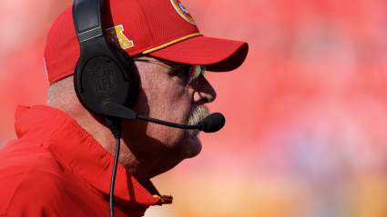 Chiefs Sign Ex-Ravens Rookie as Stopgap for Injured Starter