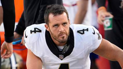 Derek Carr Sends Strong Message on Antonio Pierce & Raiders