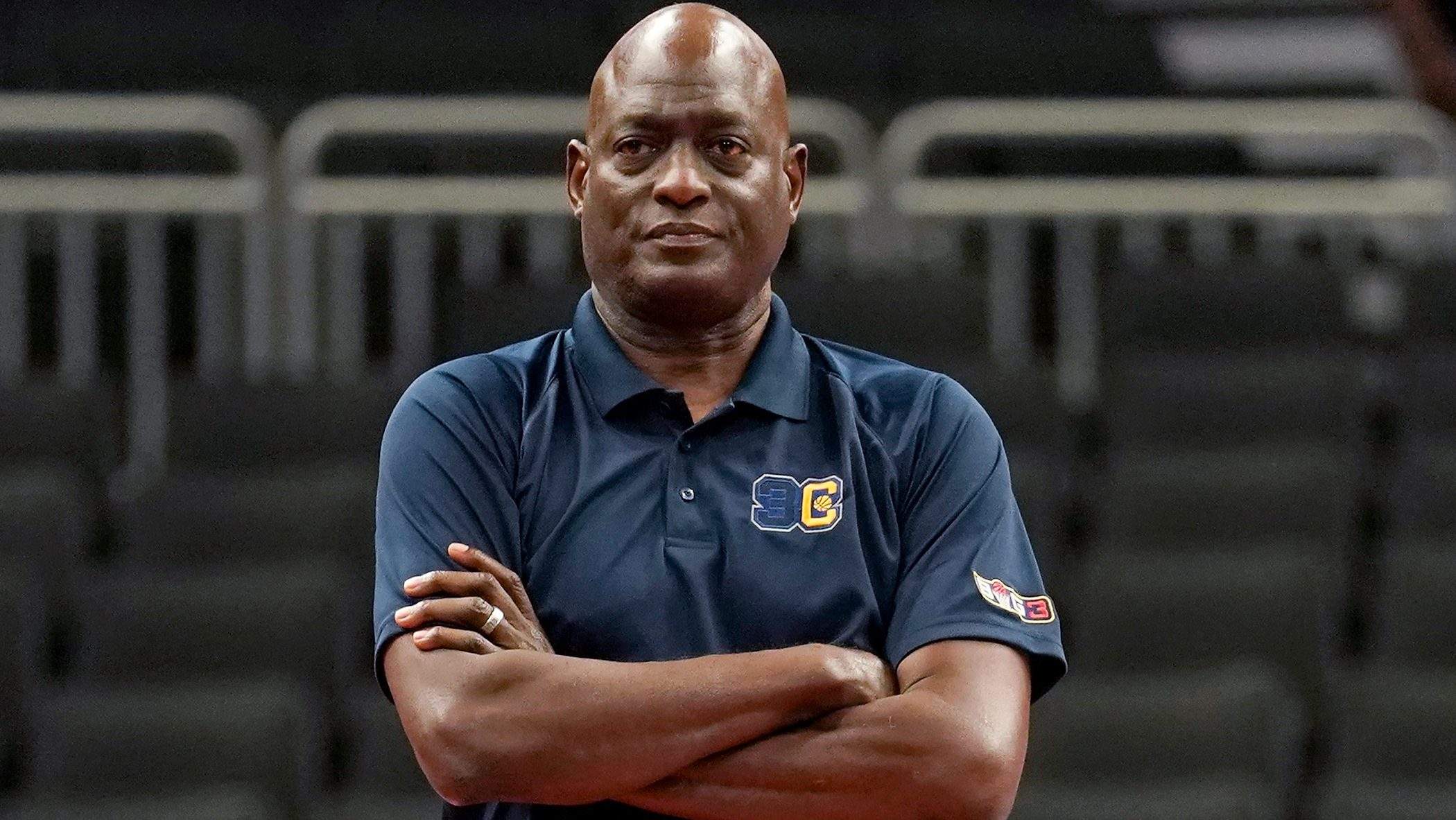 Lakers Legend Gets Emotional When Discussing 'Year of the Coop'