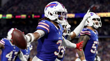 Bills S Damar Hamlin Sends Emotional Message to Teammates