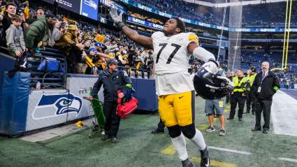 Steelers’ Broderick Jones Makes Confusing Remark on RT Rotation After Poor Week 2