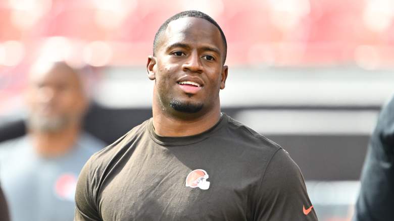 Cleveland Browns running back Nick Chubb on the field ahead of a matchup against the Giants.