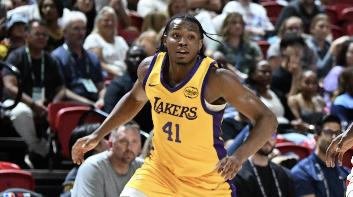 Cross Country Runner Gives Lakers 'Blueprint' in Preseason Win - HEAVY