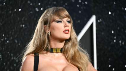 Taylor Swift and Travis Kelce Want to Adopt: Report