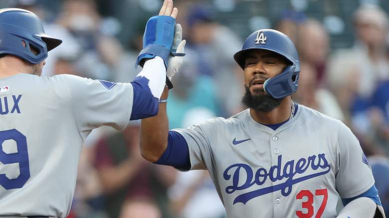 Dodgers OF Teoscar Hernandez (right)