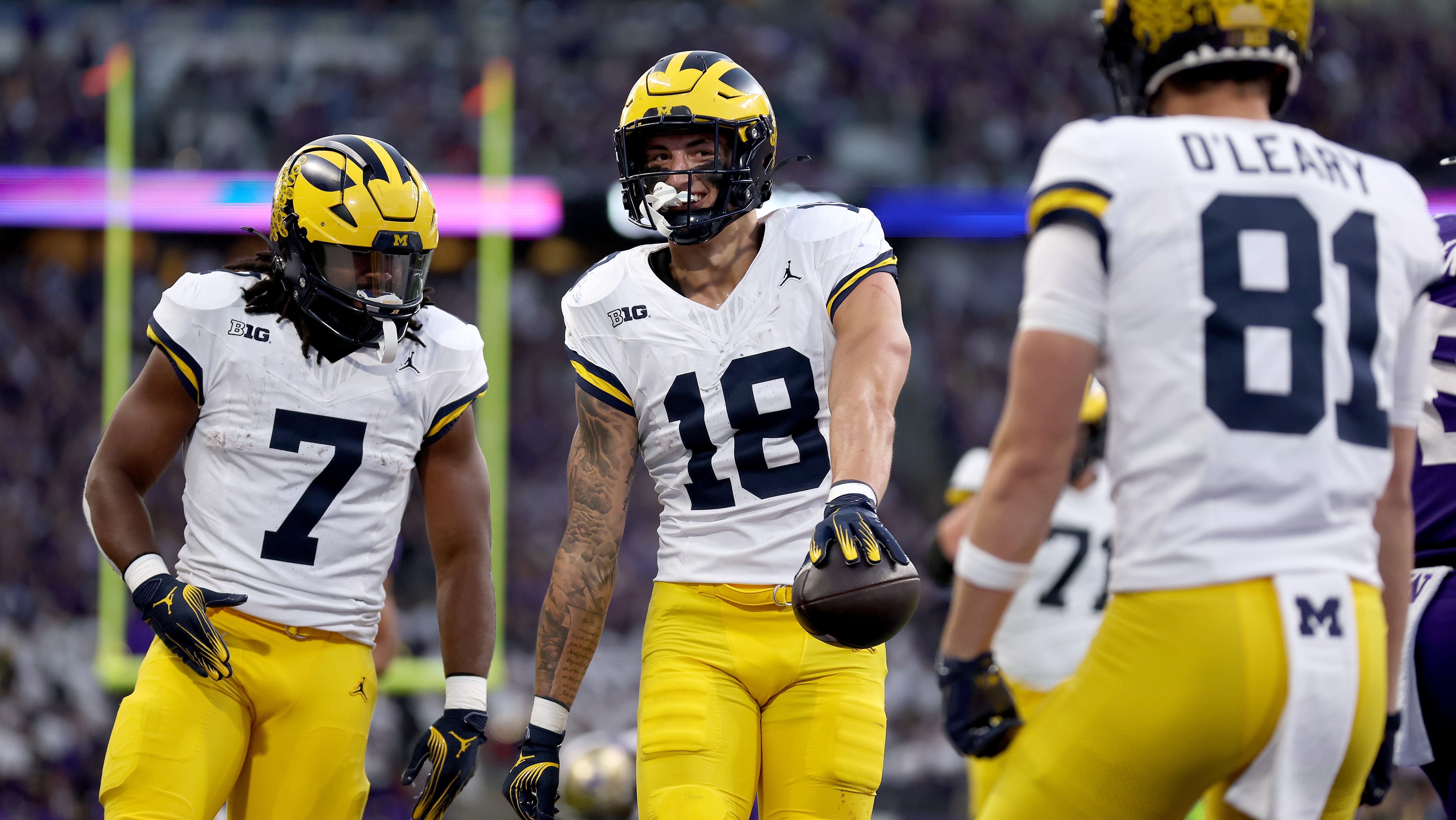 Bucs Projected To Draft Michigan TE Colston Loveland In 2025