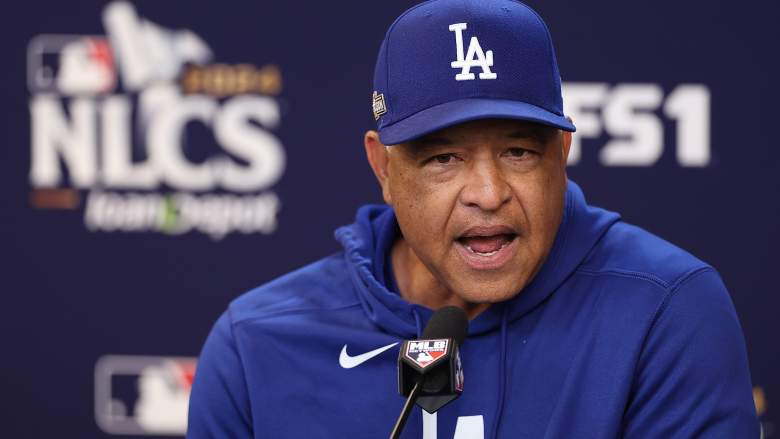 Dodgers manager Dave Roberts