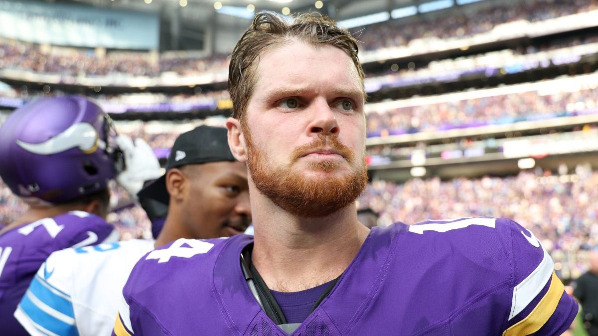 Vikings Urged To Swap Sam Darnold For $160 Million QB