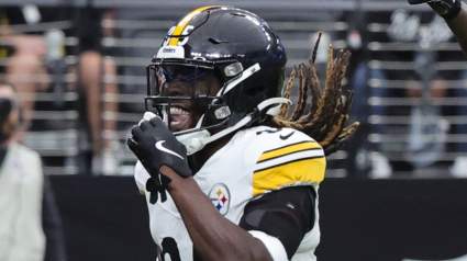Steelers Sign Summer Standout to 53-Man Roster Ahead of MNF vs. Giants: Report