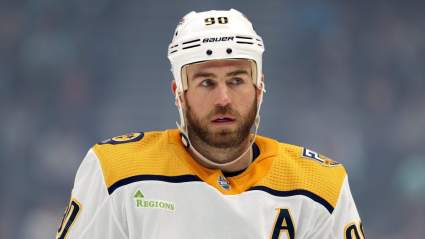 Analyst Urges Maple Leafs to Re-Acquire Veteran Forward From Struggling Team