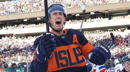 Trade Pitch Sees Maple Leafs Adding Former 37-Goal Scorer in Blockbuster