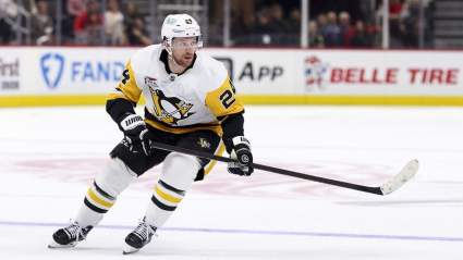 Trade Proposal Has Maple Leafs Adding Veteran Defenseman