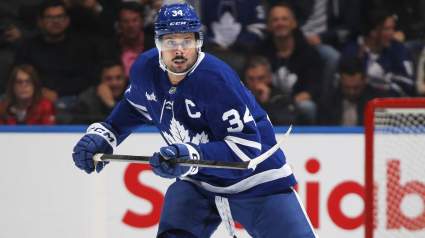 Maple Leafs Coach Gives Uninspiring Health Update on Star $53 Million Forward