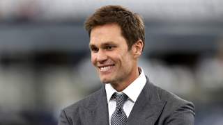 Could Raiders Hire Former Coach of the Year Who Is Close With Tom Brady?