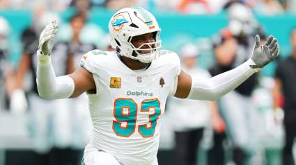 DT Calais Campbell Offers Warning to Dolphins Teammates After Raiders Win