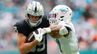 Raiders’ Brock Bowers Breaks Record That Has Held for Nearly 40 Years