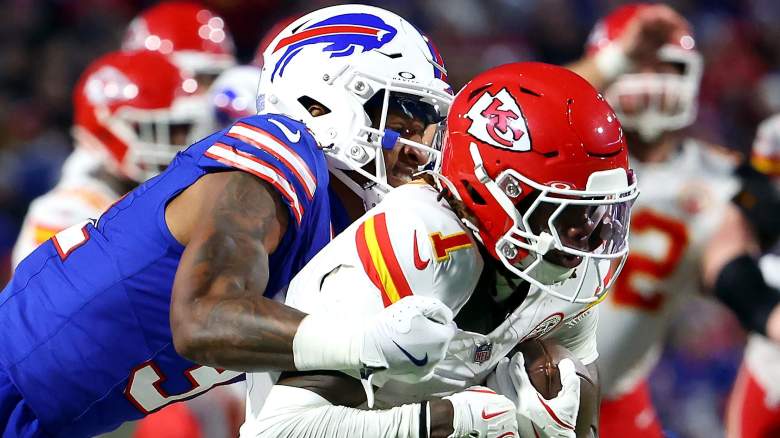 Chiefs urged to sign Bills cornerback Rasul Douglas.