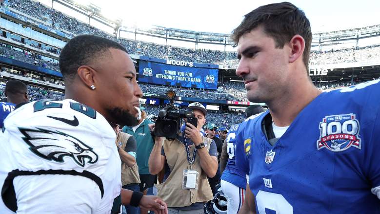 Eagles RB Saquon Barkley with Ex-Giants QB Daniel Jones.