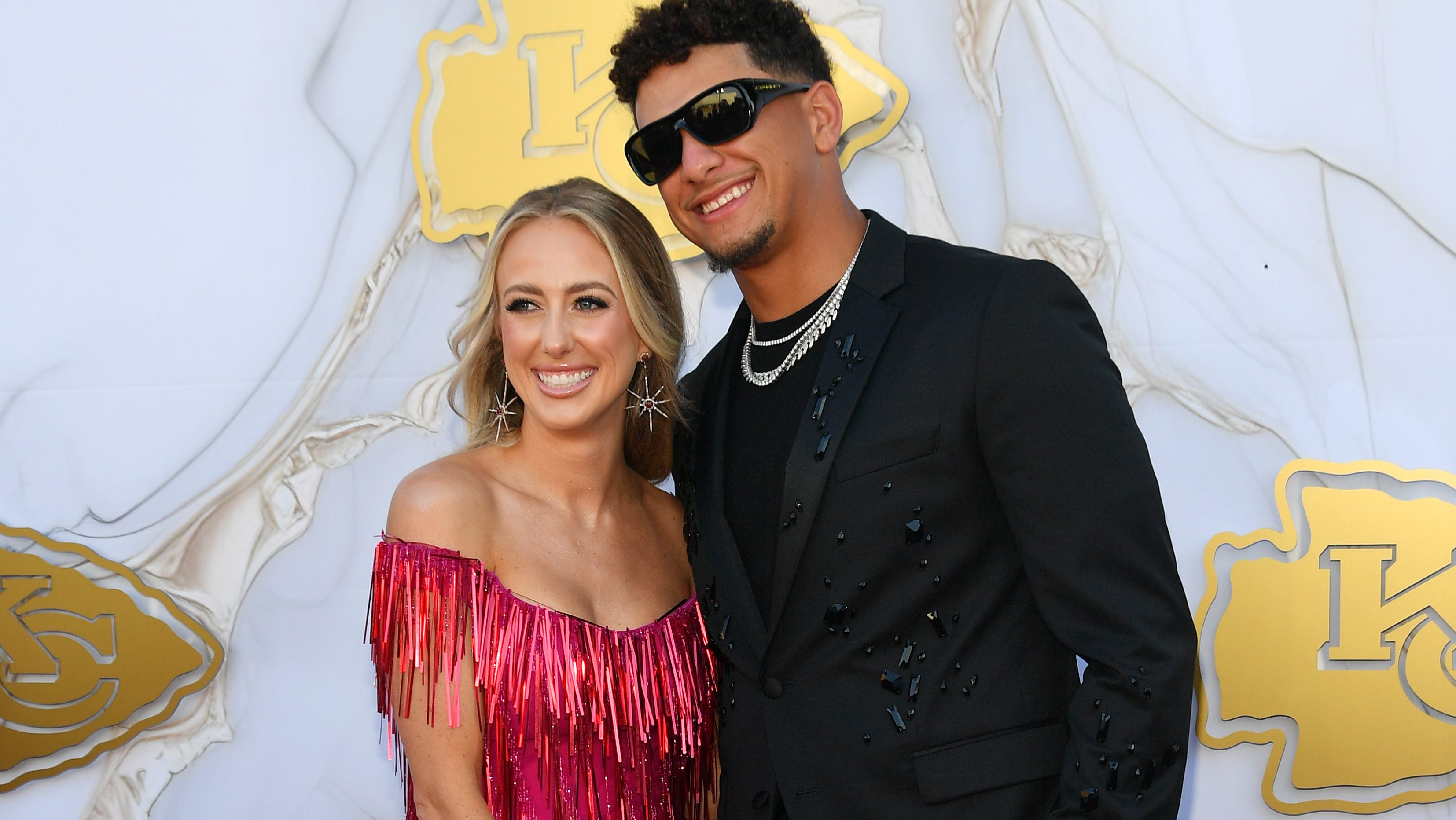 Brittany & Patrick Mahomes React to Chiefs Being Labeled 'Lucky'