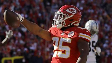 Chiefs Cut Signs With New Team Days After Release: Report