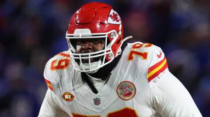 Ex-Chiefs Super Bowl Champion Left Tackle Posts Intriguing Week 15 Message