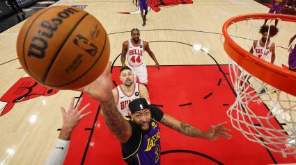 Lakers Interested in 47% 3-Point Shooting Center: Report