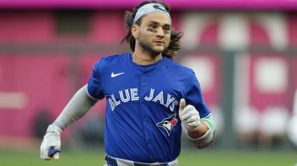 Trade Pitch Has Yankees Acquiring Star Infielder From Rival in Blockbuster
